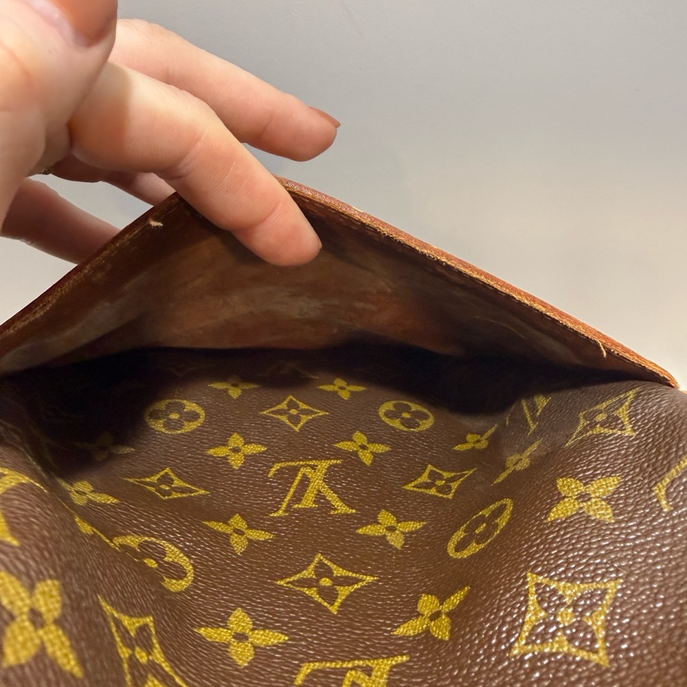 Louis Vuitton Monogram Marceau Messenger Bag - Picture 5 of 10